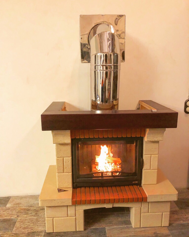 Дымоход двухконтурный, наружный от камина Наши работы. #дымоходы#вентиляция#монтаж#9158361#сварка#котлы#печи#камины#дача#дом#тепло#спб-дымоход.рф